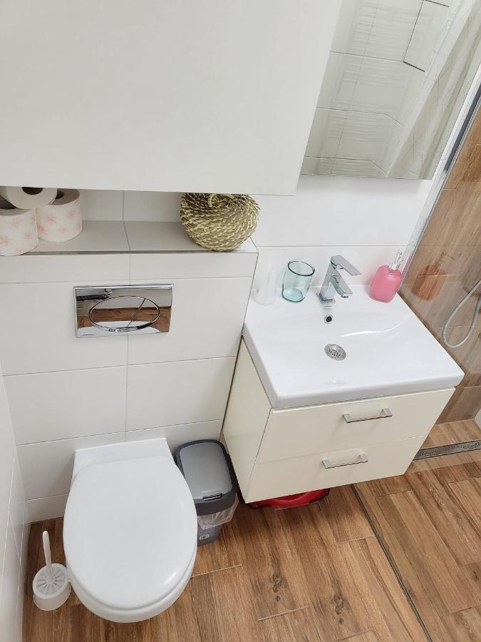 Velky Apartman 3 Братислава Экстерьер фото